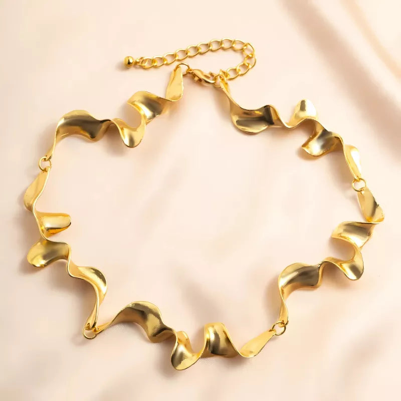 Colar Choker com Aro Irregular BellaWoman