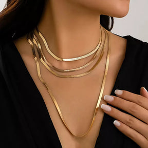 Colar Choker de Malha Quatro Camadas BellaWoman