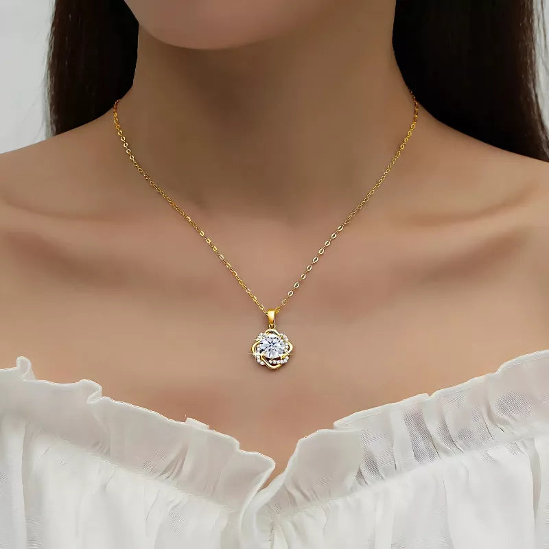 Colar de Prata Folheado a Ouro 18K com Moissanite BellaWoman